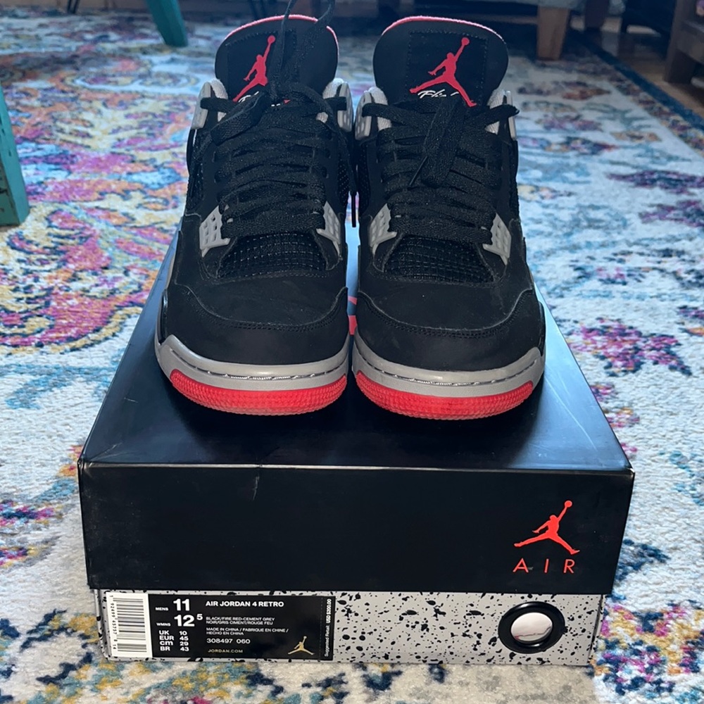 Men’s Nike Air Jordan 4 Retro